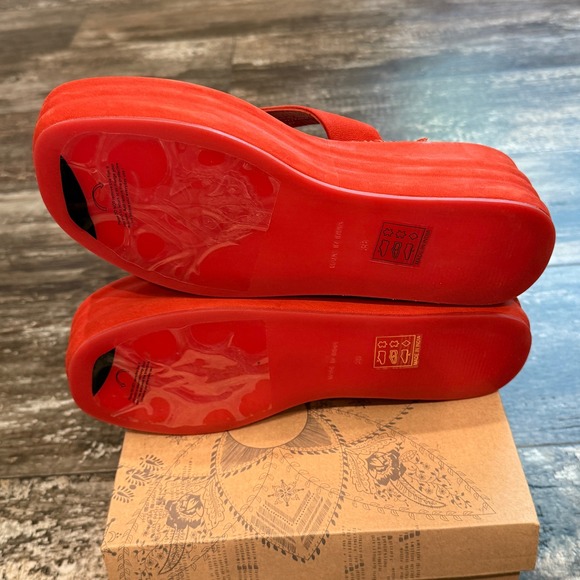 Free People‎ Red Suede Platform Thong Sandals Beachy Summer Shoes Size 38 NEW - Picture 11 of 15